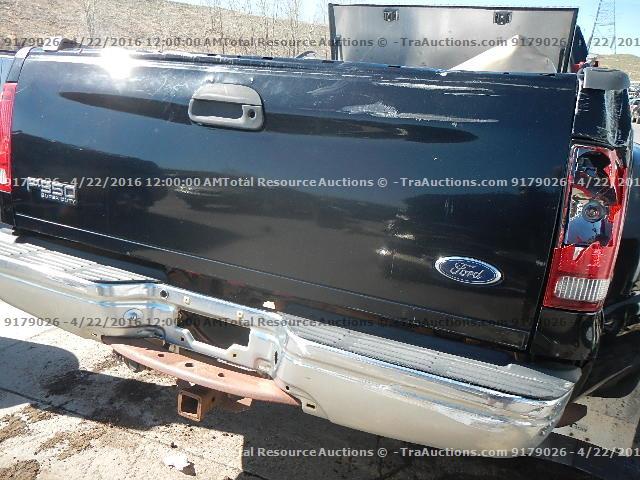 1FTWX33F8XED40243 - 1999 FORD F350 SUPER BLACK photo 19