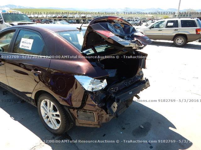 KNAFU4A25B5452888 - 2011 KIA FORTE EX PURPLE photo 14