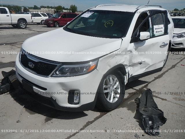 5XYKTCA68EG524258 - 2014 KIA SORENTO LX WHITE photo 1