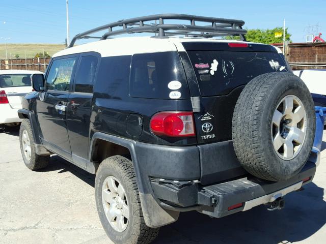 JTEBU11F570025777 - 2007 TOYOTA FJ CRUISER BLACK photo 3