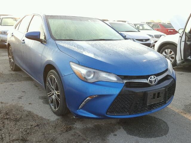 4T1BF1FK4GU547762 - 2016 TOYOTA CAMRY LE BLUE photo 1