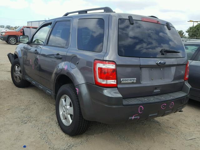 1FMCU0D71AKA53848 - 2010 FORD ESCAPE XLT GRAY photo 3