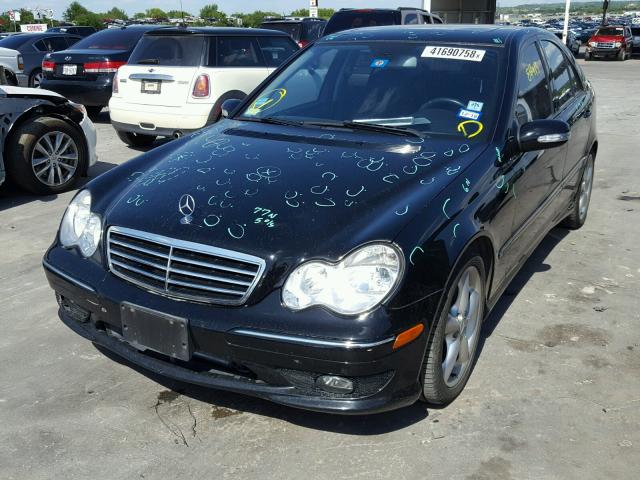 WDBRF52H56A869944 - 2006 MERCEDES-BENZ C GENERATI BLACK photo 2