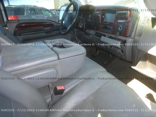 1FTWW32P66EA91517 - 2006 FORD F350 SUPER WHITE photo 5