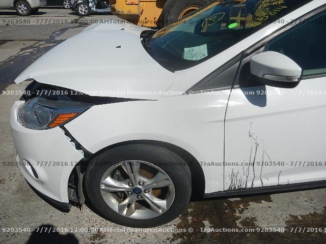 1FADP3F23EL278118 - 2014 FORD FOCUS SE WHITE photo 15