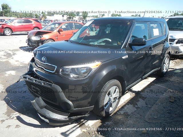 KNDJN2A23G7829499 - 2016 KIA SOUL BLACK photo 1