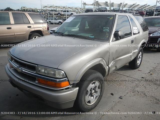 1GNCT18X34K103281 - 2004 CHEVROLET BLAZER GRAY photo 1