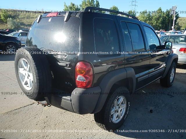 1J4GL48K82W260112 - 2002 JEEP LIBERTY SP BLACK photo 3