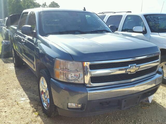 2GCEC13C271532888 - 2007 CHEVROLET SILVERADO BLUE photo 1