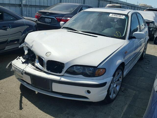 WBAET37403NJ41291 - 2003 BMW 325 WHITE photo 2