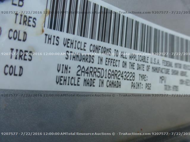 2A4RR5D16AR243228 - 2010 CHRYSLER TOWN & COU SILVER photo 12