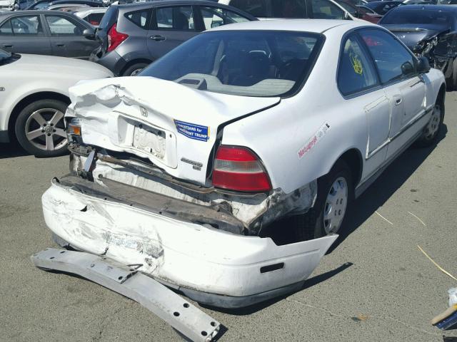 1HGCD7231SA036411 - 1995 HONDA ACCORD LX WHITE photo 4