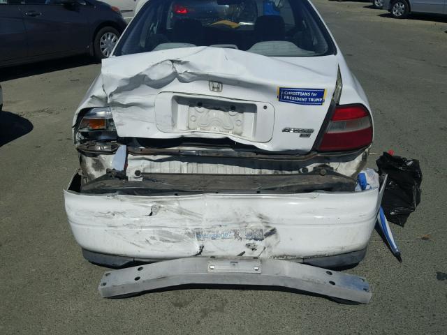 1HGCD7231SA036411 - 1995 HONDA ACCORD LX WHITE photo 9