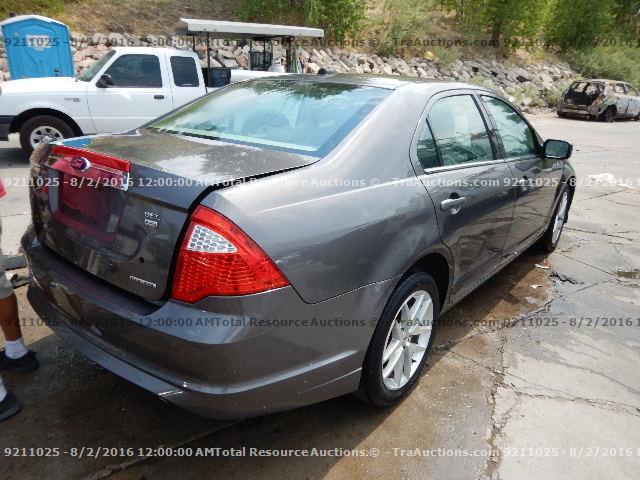 3FAHP0CG4CR262413 - 2012 FORD FUSION SEL GRAY photo 3