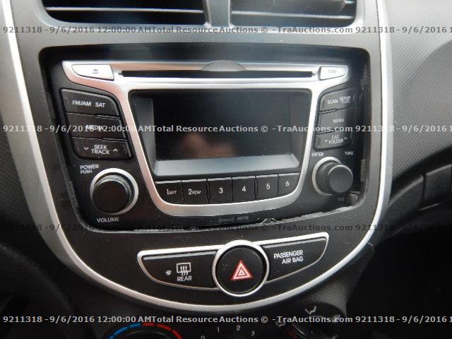 KMHCT5AE6EU149455 - 2014 HYUNDAI ACCENT GRAY photo 9