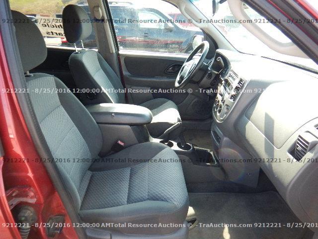 1FMYU03143KA70679 - 2003 FORD ESCAPE XLT RED photo 5