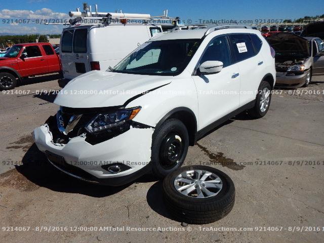 KNMAT2MV1GP631726 - 2016 NISSAN ROGUE S/SL WHITE photo 1