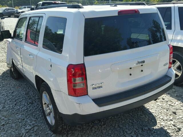 1C4NJRFB3ED760312 - 2014 JEEP PATRIOT LA WHITE photo 3