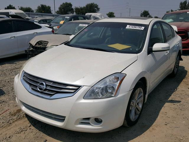 1N4BL2AP5CC128878 - 2012 NISSAN ALTIMA SR WHITE photo 2