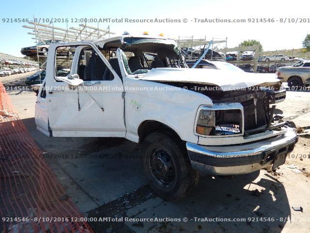 1FTJW35F2VEB81548 - 1997 FORD F350 白色 照片 2