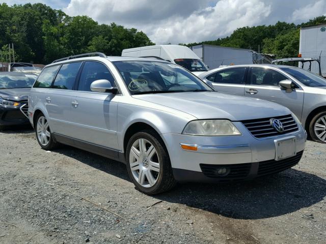 WVWWU63B05E136606 - 2005 VOLKSWAGEN PASSAT GLX SILVER photo 1