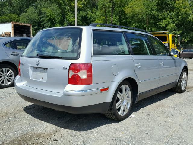 WVWWU63B05E136606 - 2005 VOLKSWAGEN PASSAT GLX SILVER photo 4