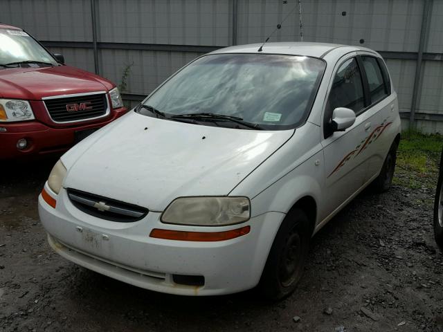 KL1TD666X6B660406 - 2006 CHEVROLET AVEO BASE Ақ фото 2