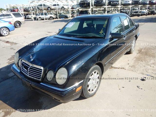 WDBJF55F5TJ020657 - 1996 MERCEDES-BENZ E320 BLACK photo 1