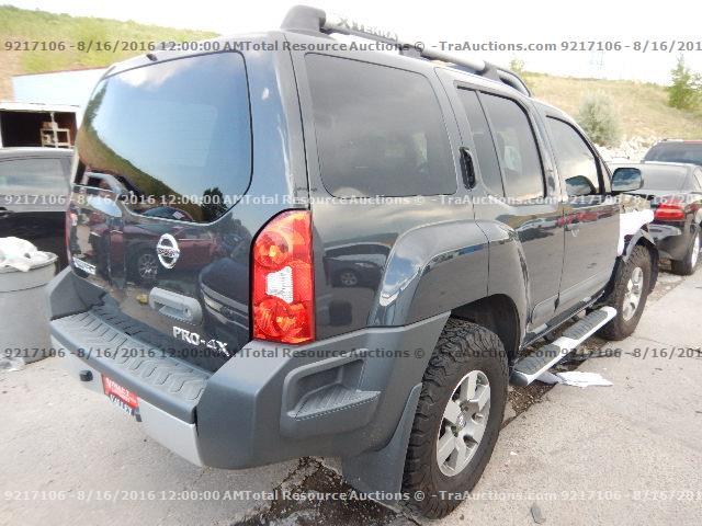 5N1AN0NW9CC524278 - 2012 NISSAN XTERRA 4.0 GRAY photo 3