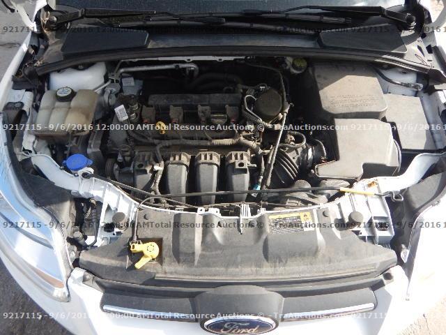 1FADP3K25DL278562 - 2013 FORD FOCUS SE WHITE photo 7