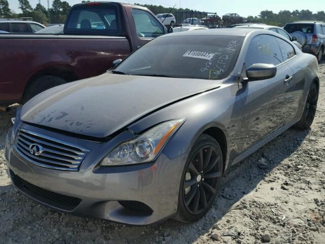 JN1CV6EK1AM104876 - 2010 INFINITI G37 GRAY photo 2