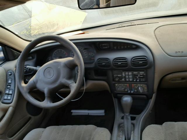 1G2WK52J42F278671 - 2002 PONTIAC GRAND PRIX GREEN photo 9