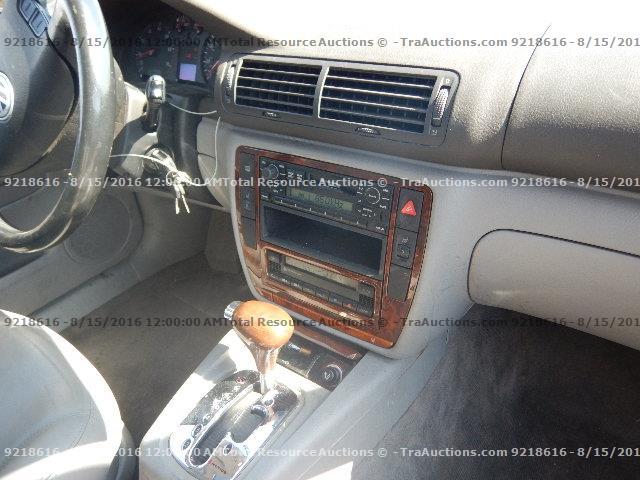 WVWLH63B61E035457 - 2001 VOLKSWAGEN PASSAT GLX 灰色 照片 9