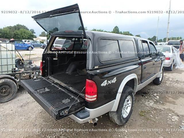 1D7HG48N24S730062 - 2004 DODGE DAKOTA QUA BLACK photo 3