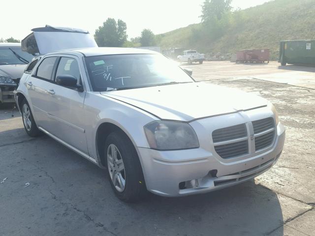 2D4FV48T95H617842 - 2005 DODGE MAGNUM SE SILVER photo 1