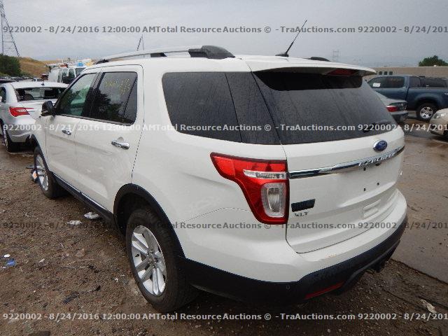 1FMHK8D81BGA80619 - 2011 FORD EXPLORER WHITE photo 4