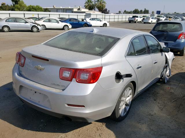 1G11F5SLXFF167195 - 2015 CHEVROLET MALIBU LTZ 银色 照片 4