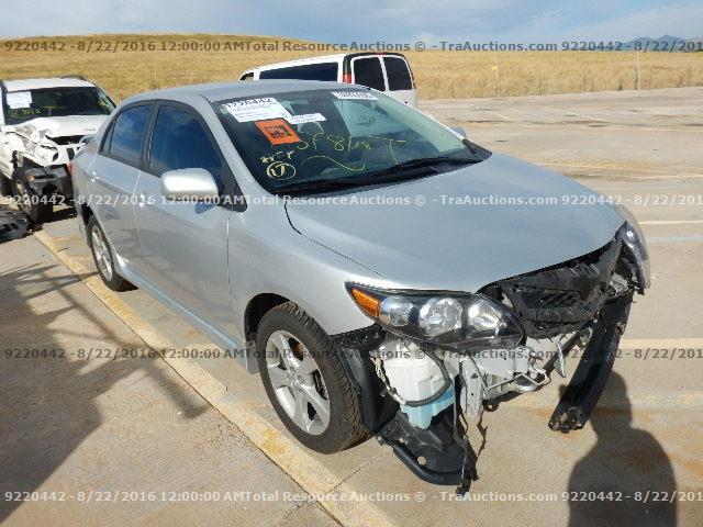 2T1BU4EE3BC680087 - 2011 TOYOTA COROLLA BA SILVER photo 2
