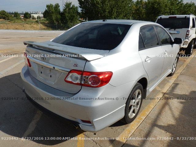 2T1BU4EE3BC680087 - 2011 TOYOTA COROLLA BA SILVER photo 3