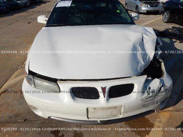 1G2WR52162F195142 - 2002 PONTIAC GRAND PRIX WHITE photo 10