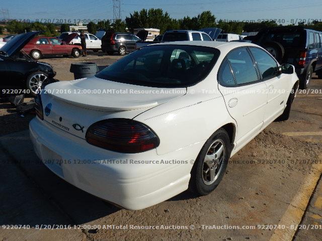 1G2WR52162F195142 - 2002 PONTIAC GRAND PRIX WHITE photo 3