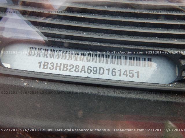 1B3HB28A69D161451 - 2009 DODGE CALIBER SE WHITE photo 11