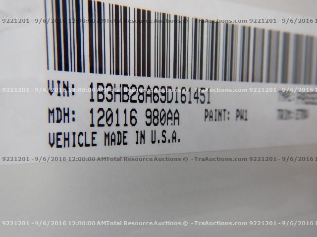 1B3HB28A69D161451 - 2009 DODGE CALIBER SE WHITE photo 12