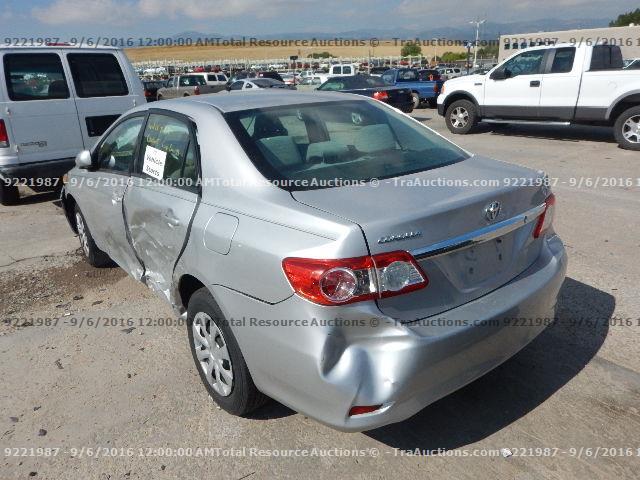 2T1BU4EE6BC571591 - 2011 TOYOTA COROLLA BA SILVER photo 4