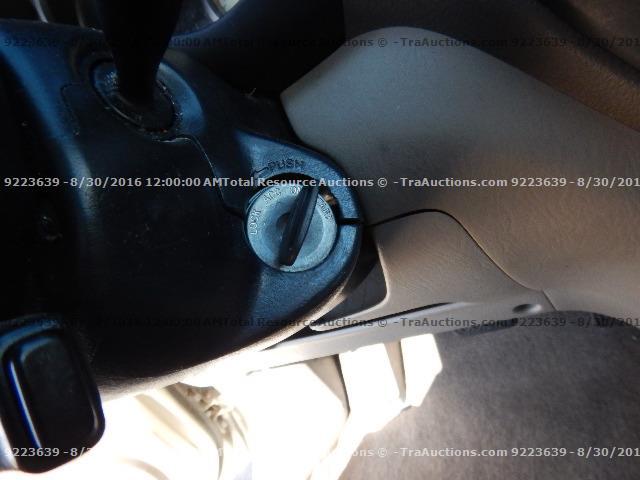 JTEGH20V210013666 - 2001 TOYOTA RAV4 GOLD photo 13