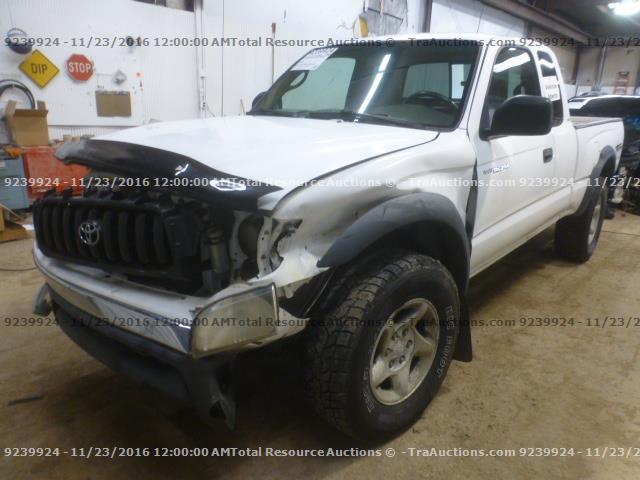 5TEWN72N51Z837969 - 2001 TOYOTA TACOMA XTR WHITE photo 1