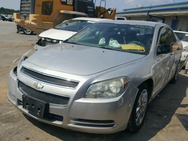 1G1ZH57BX94113330 - 2009 CHEVROLET MALIBU 1LT SILVER photo 2