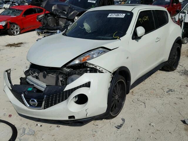 JN8AF5MR0CT117058 - 2012 NISSAN JUKE WHITE photo 2