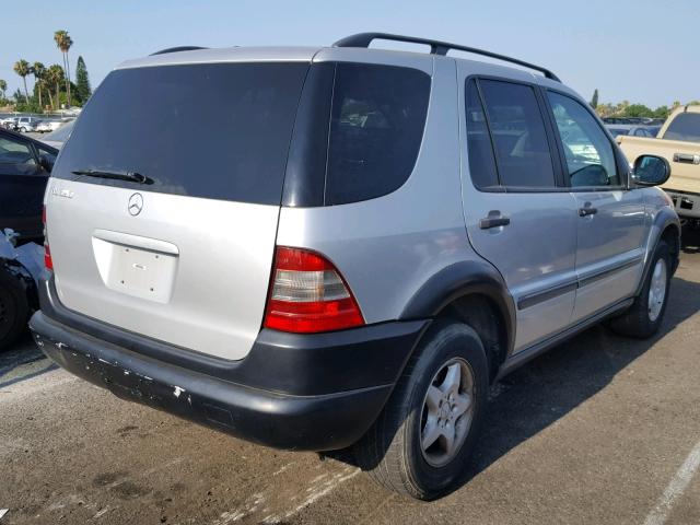 4JGAB54E3XA057312 - 1999 MERCEDES-BENZ ML 320 WHITE photo 4