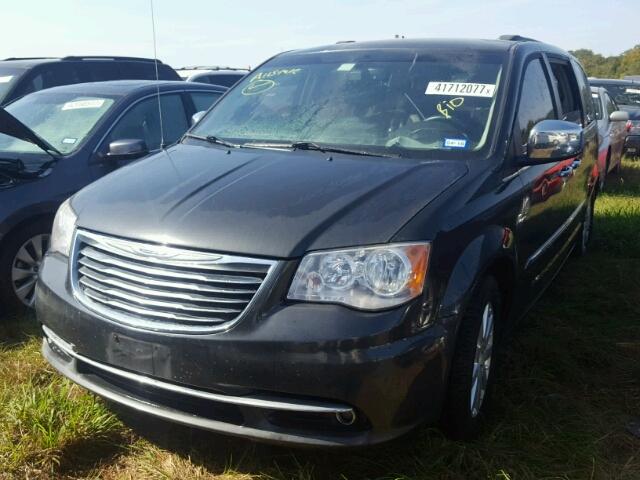 2C4RC1CG2CR307547 - 2012 CHRYSLER TOWN & COU GRAY photo 2